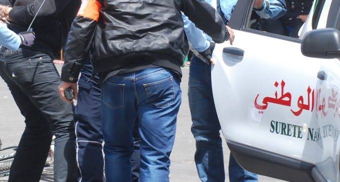 رشق دوريات الأمن بالحجارة يقود لتوقيف 8 أشخاص